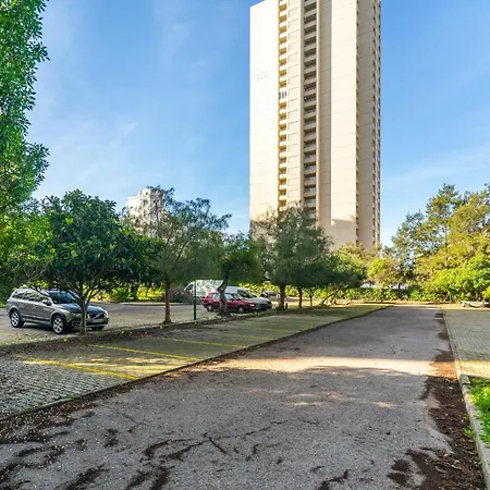 Da Rocha, 605 Concorde, Charming With Sea View, Internet And Parking, By Ig Apartament Portimão